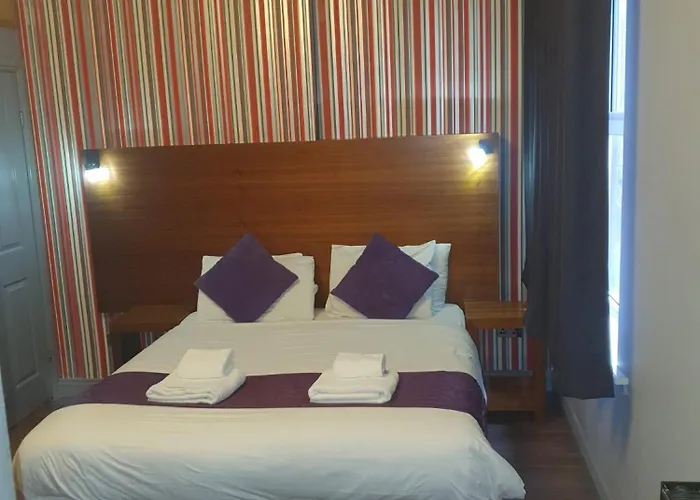 Bennetts Hotel