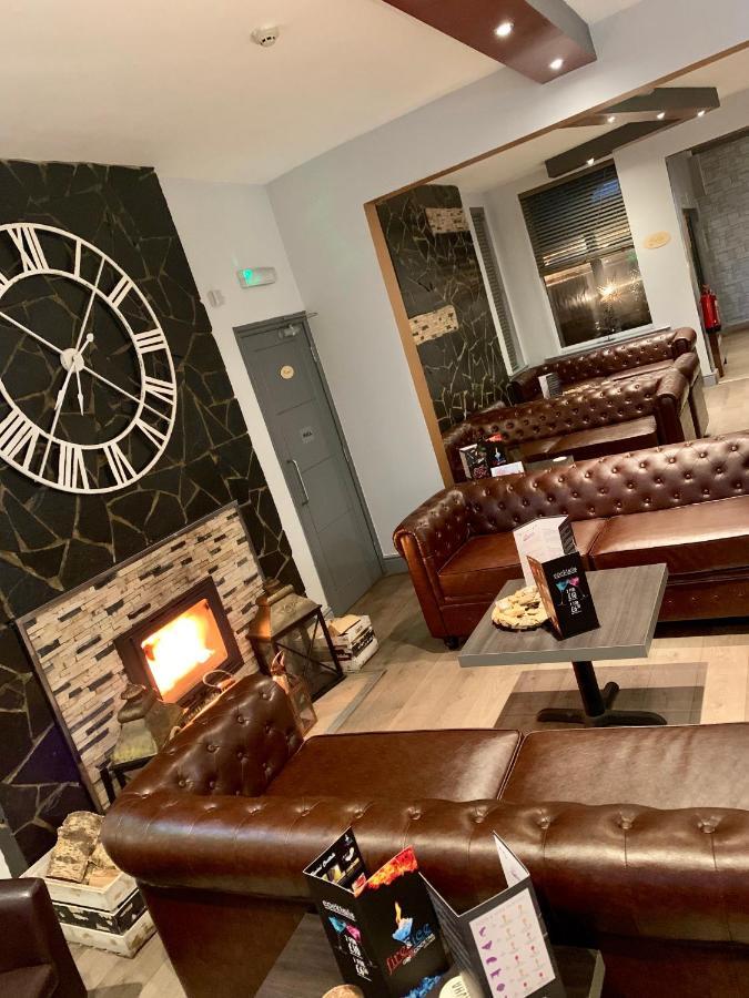 Bennetts Hotel